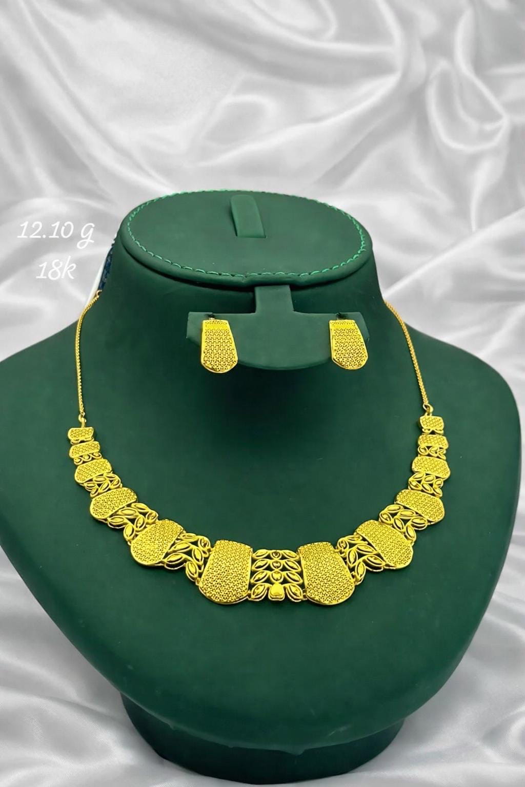 18K Filigree Gold Necklace