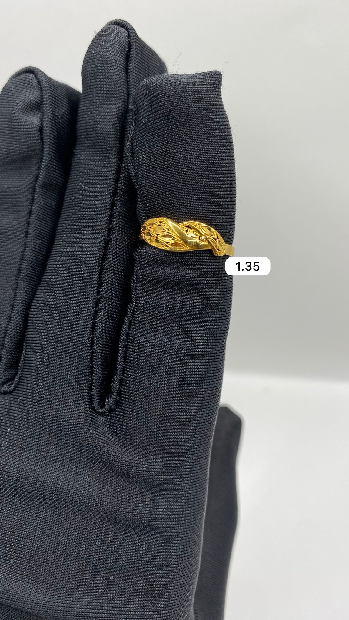 21K Leaf Filigree Ring