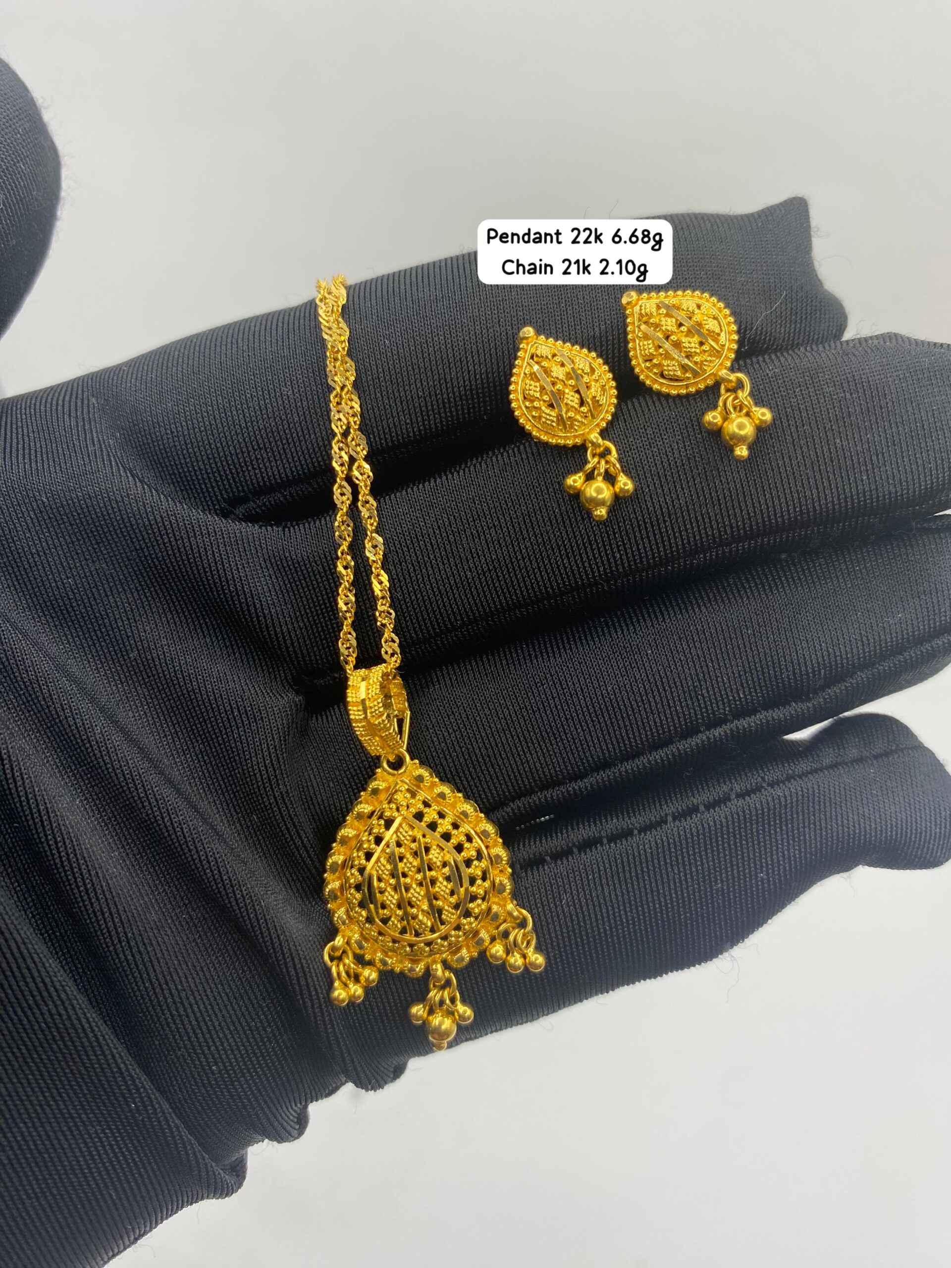 22K Pendant Set + 21K Daily Chain